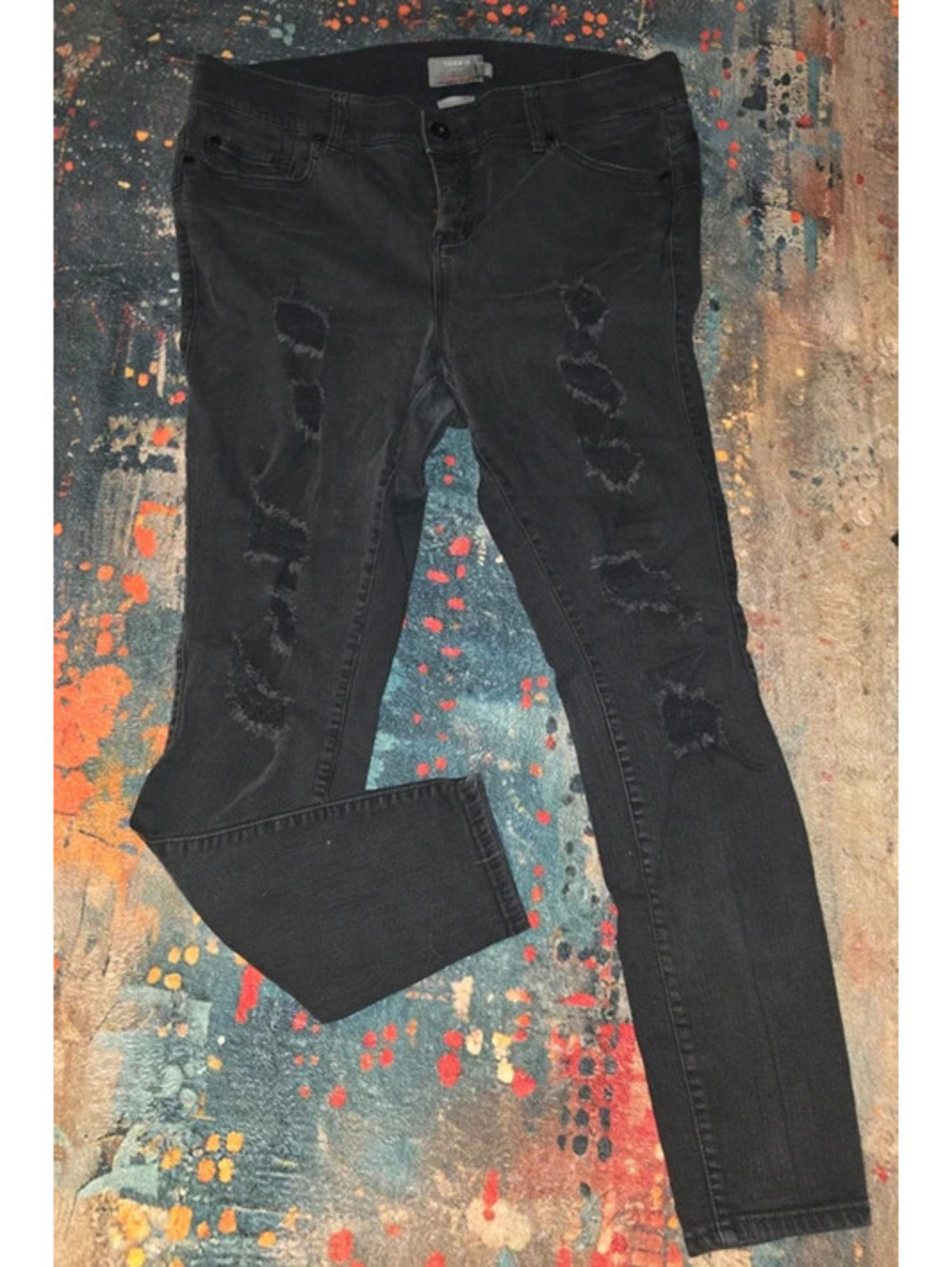 Torrid 18Tall Black Distressed Bombshell Skinny [COPY]